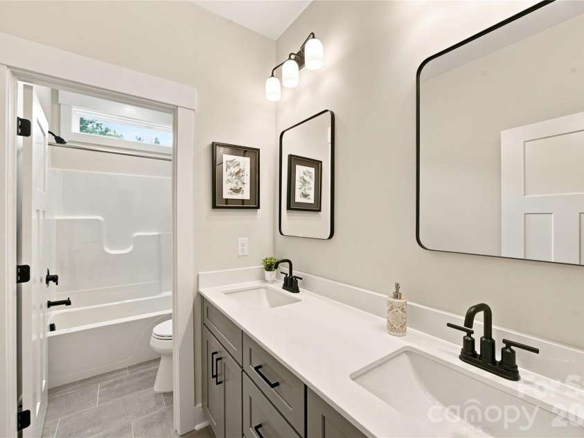 5014 Star Magnolia Court, Clover, SC 29710.  MLS# CAR4408531, YatesRealty ID 40710. 