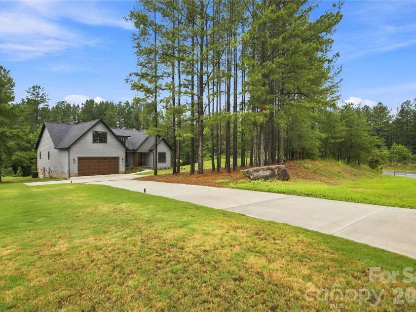 5014 Star Magnolia Court, Clover, SC 29710.  MLS# CAR4408531, YatesRealty ID 40710. 
