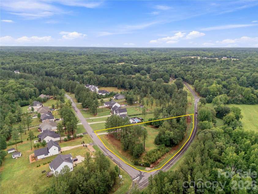 5014 Star Magnolia Court, Clover, SC 29710.  MLS# CAR4408531, YatesRealty ID 40710. 
