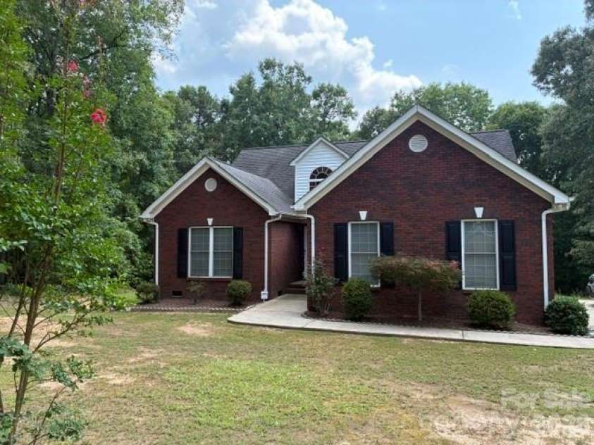 4501 Highway 5 Highway, Rock Hill, SC 29732.  MLS# CAR4409574, YatesRealty ID 40711. 