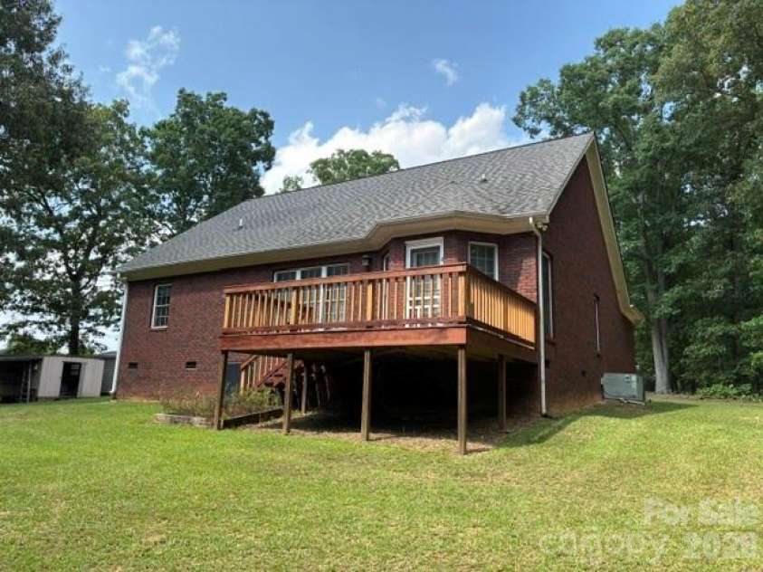 4501 Highway 5 Highway, Rock Hill, SC 29732.  MLS# CAR4409574, YatesRealty ID 40711. 