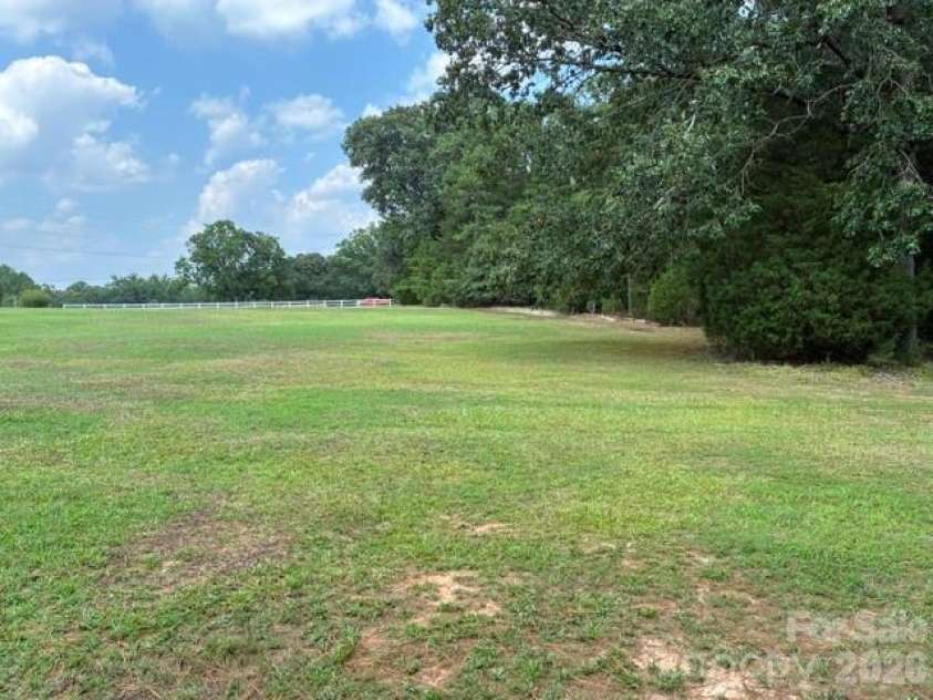 4501 Highway 5 Highway, Rock Hill, SC 29732.  MLS# CAR4409574, YatesRealty ID 40711. 