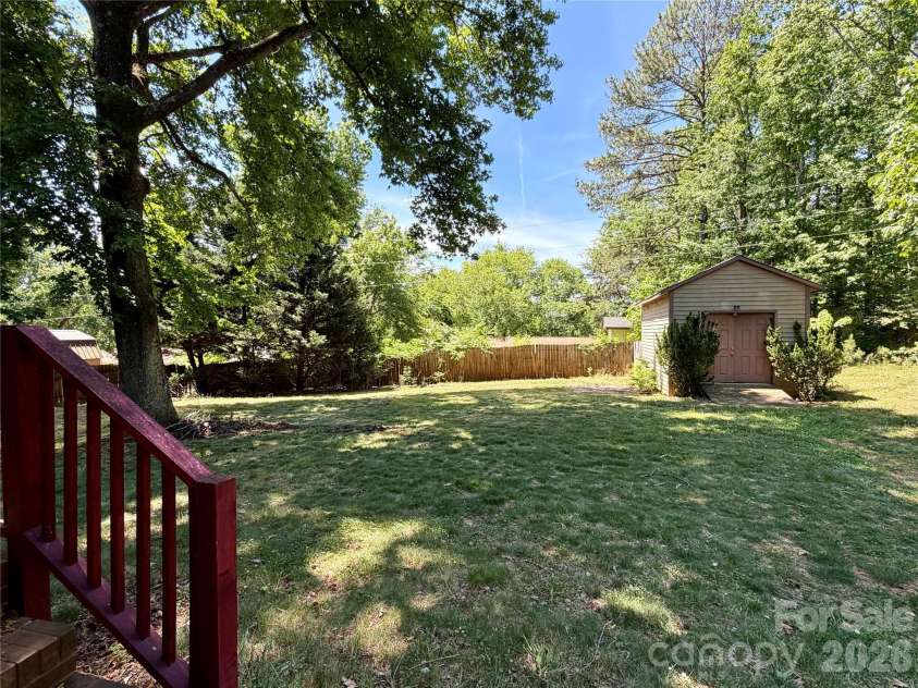 127 Sequoia Drive, Gastonia, NC 28052.  MLS# CAR4376659, YatesRealty ID 40712. 