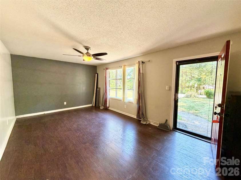 127 Sequoia Drive, Gastonia, NC 28052.  MLS# CAR4376659, YatesRealty ID 40712. 