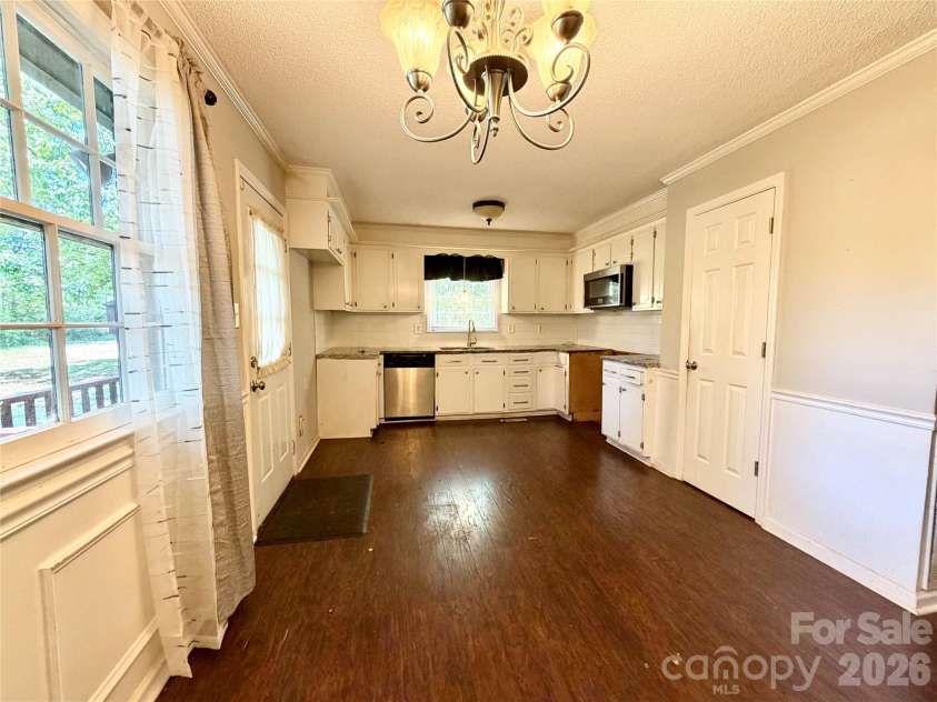 127 Sequoia Drive, Gastonia, NC 28052.  MLS# CAR4376659, YatesRealty ID 40712. 