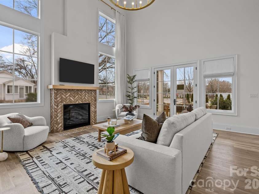 1628 Ferncliff Road, Charlotte, NC 28211.  MLS# CAR4404934, YatesRealty ID 40714. 
