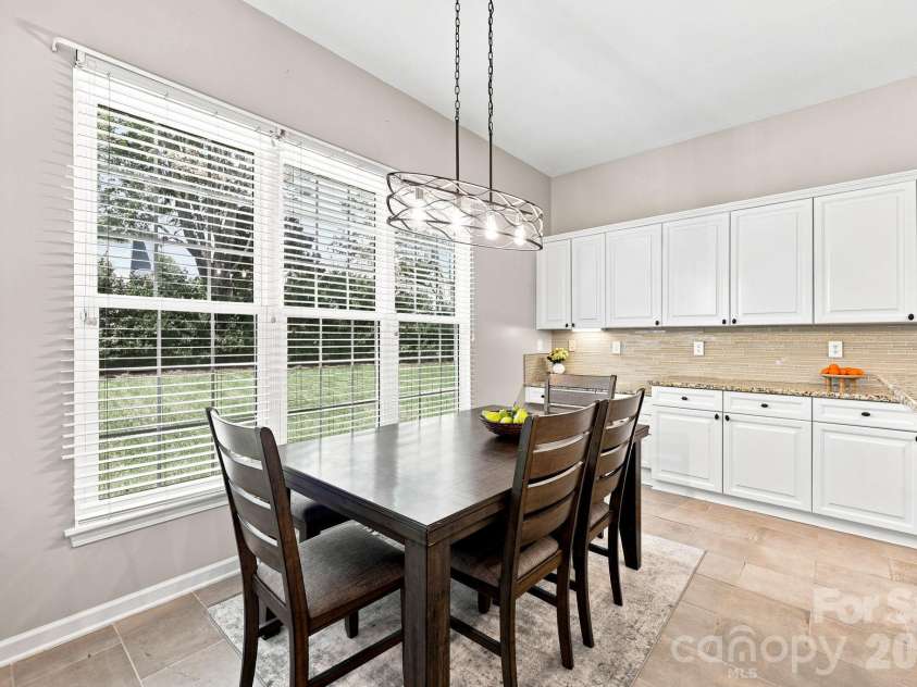 5601 Underwood Avenue, Charlotte, NC 28213.  MLS# CAR4404689, YatesRealty ID 40715. 