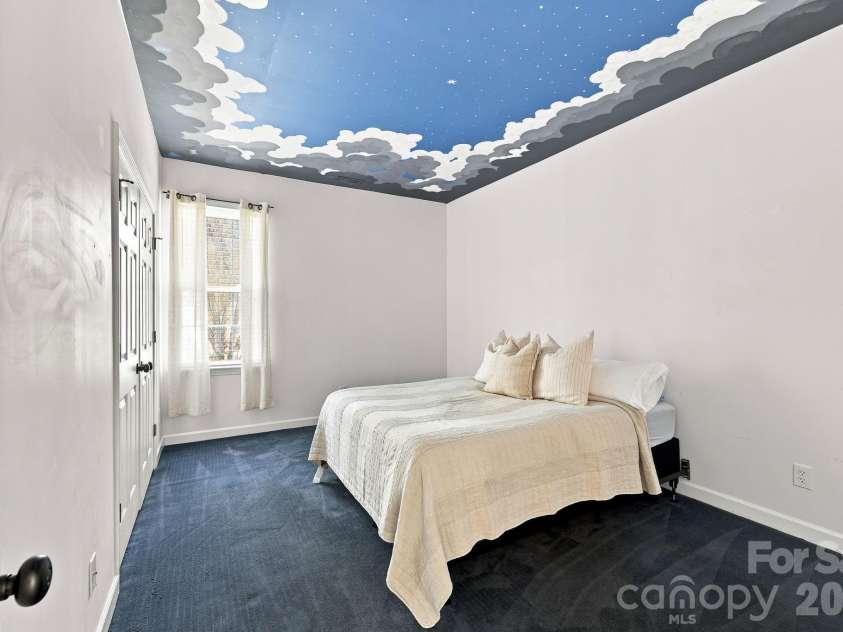 5601 Underwood Avenue, Charlotte, NC 28213.  MLS# CAR4404689, YatesRealty ID 40715. 