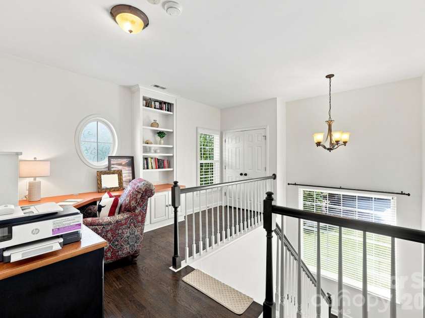 5601 Underwood Avenue, Charlotte, NC 28213.  MLS# CAR4404689, YatesRealty ID 40715. 