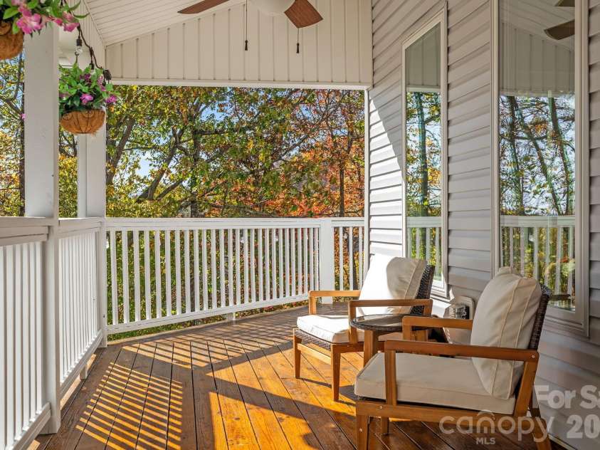 36 Ivy Cove Road, Fairview, NC 28730.  MLS# CAR4407514, YatesRealty ID 40716. 