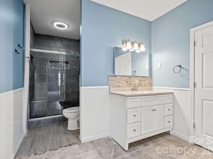 36 Ivy Cove Road, Fairview, NC 28730.  MLS# CAR4407514, YatesRealty ID 40716. 