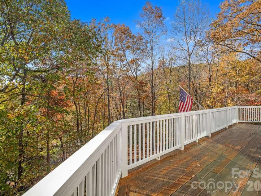 36 Ivy Cove Road, Fairview, NC 28730.  MLS# CAR4407514, YatesRealty ID 40716. 