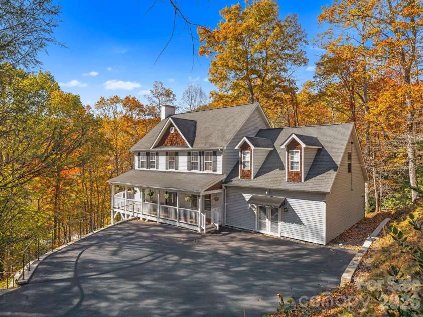 36 Ivy Cove Road, Fairview, NC 28730.  MLS# CAR4407514, YatesRealty ID 40716. 