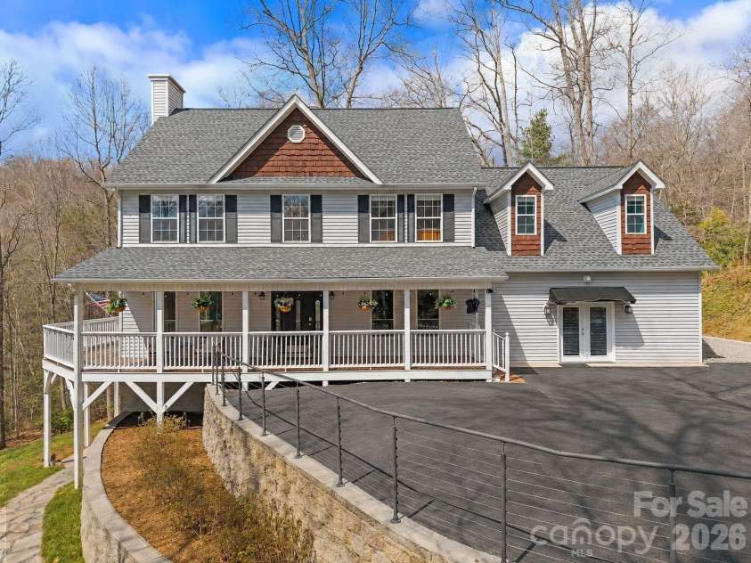 36 Ivy Cove Road, Fairview, NC 28730.  MLS# CAR4407514, YatesRealty ID 40716. 
