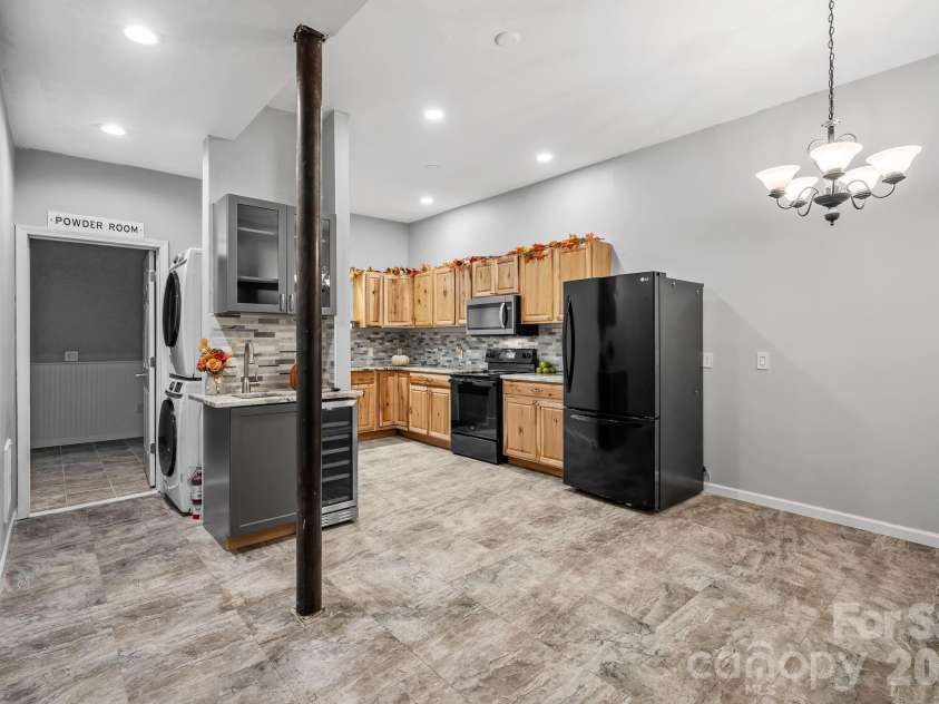 36 Ivy Cove Road, Fairview, NC 28730.  MLS# CAR4407514, YatesRealty ID 40716. 