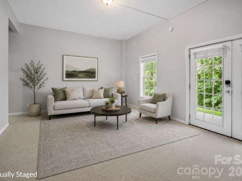 36 Ivy Cove Road, Fairview, NC 28730.  MLS# CAR4407514, YatesRealty ID 40716. Virtually Staged