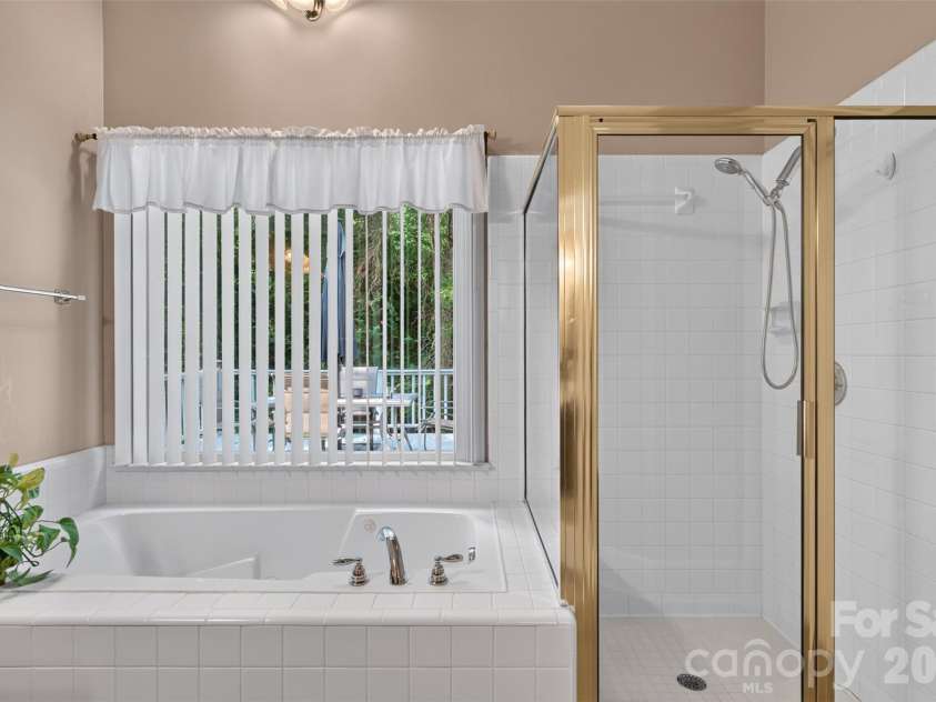 5301 Woodridge Drive, Monroe, NC 28110.  MLS# CAR4408732, YatesRealty ID 40718. 