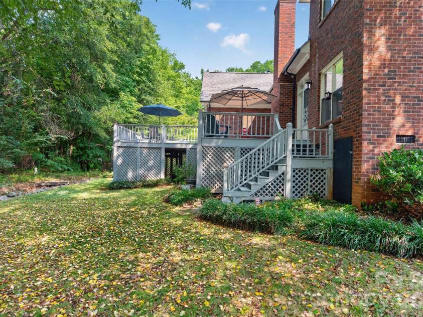 5301 Woodridge Drive, Monroe, NC 28110.  MLS# CAR4408732, YatesRealty ID 40718. 