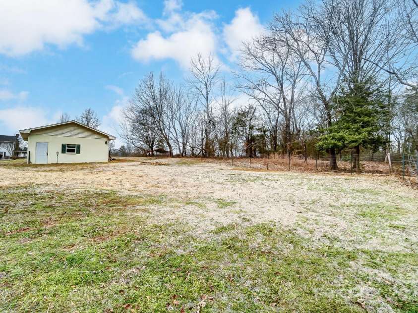 214 Hicks Hill Road, Lawndale, NC 28090.  MLS# CAR4217823, YatesRealty ID 4072. 