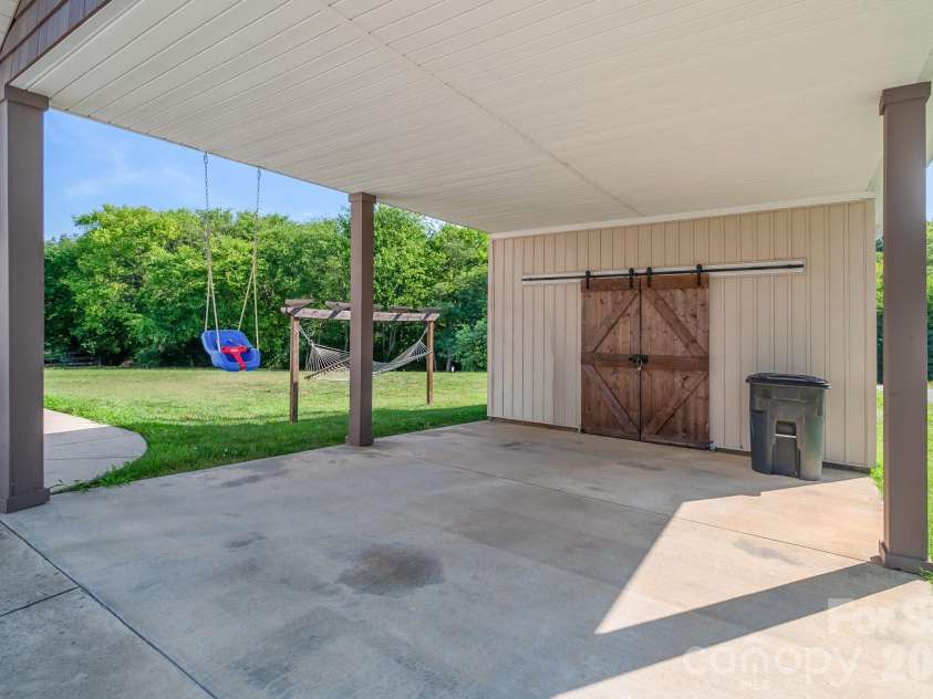 2324 Old Camden Road, Monroe, NC 28110.  MLS# CAR4398525, YatesRealty ID 40720. 