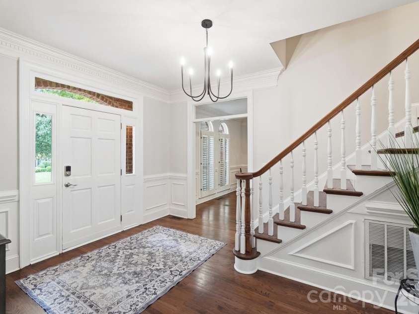 10427 Hadleigh Place, Charlotte, NC 28210.  MLS# CAR4409371, YatesRealty ID 40721. 