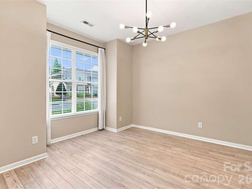 231 Dawn Mist Lane, Fort Mill, SC 29708.  MLS# CAR4409273, YatesRealty ID 40725. 