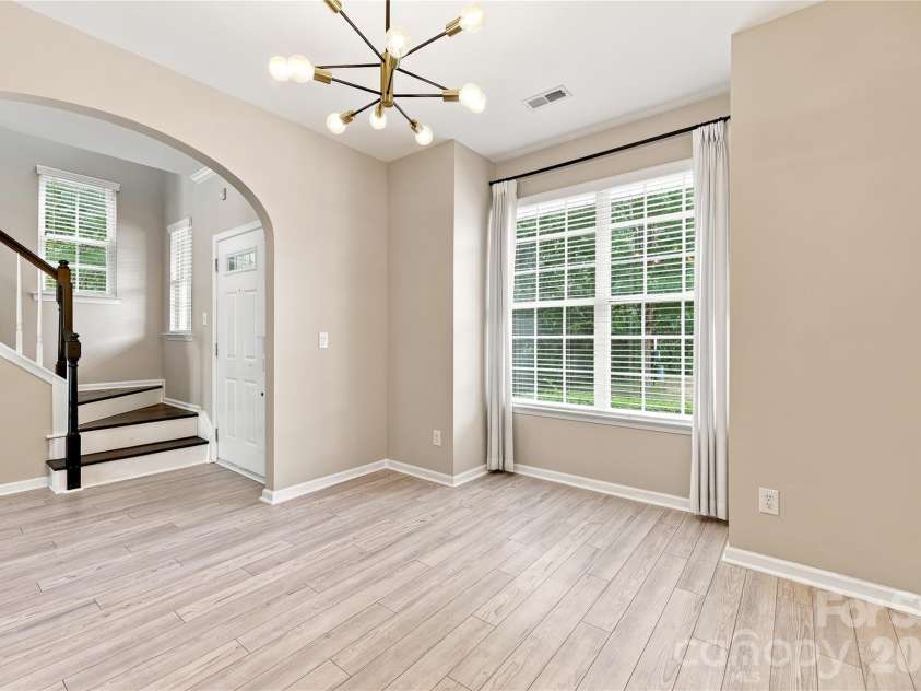 231 Dawn Mist Lane, Fort Mill, SC 29708.  MLS# CAR4409273, YatesRealty ID 40725. 