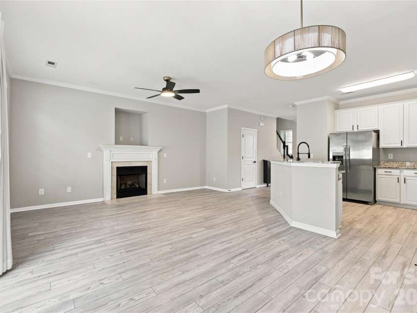 231 Dawn Mist Lane, Fort Mill, SC 29708.  MLS# CAR4409273, YatesRealty ID 40725. 