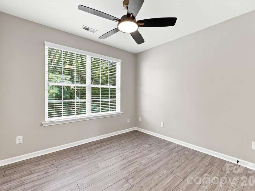 231 Dawn Mist Lane, Fort Mill, SC 29708.  MLS# CAR4409273, YatesRealty ID 40725. 