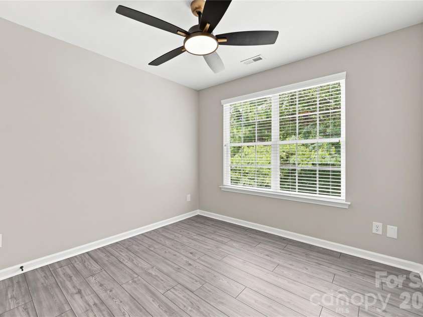 231 Dawn Mist Lane, Fort Mill, SC 29708.  MLS# CAR4409273, YatesRealty ID 40725. 