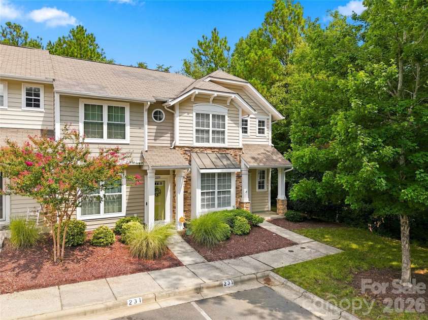 231 Dawn Mist Lane, Fort Mill, SC 29708.  MLS# CAR4409273, YatesRealty ID 40725. 