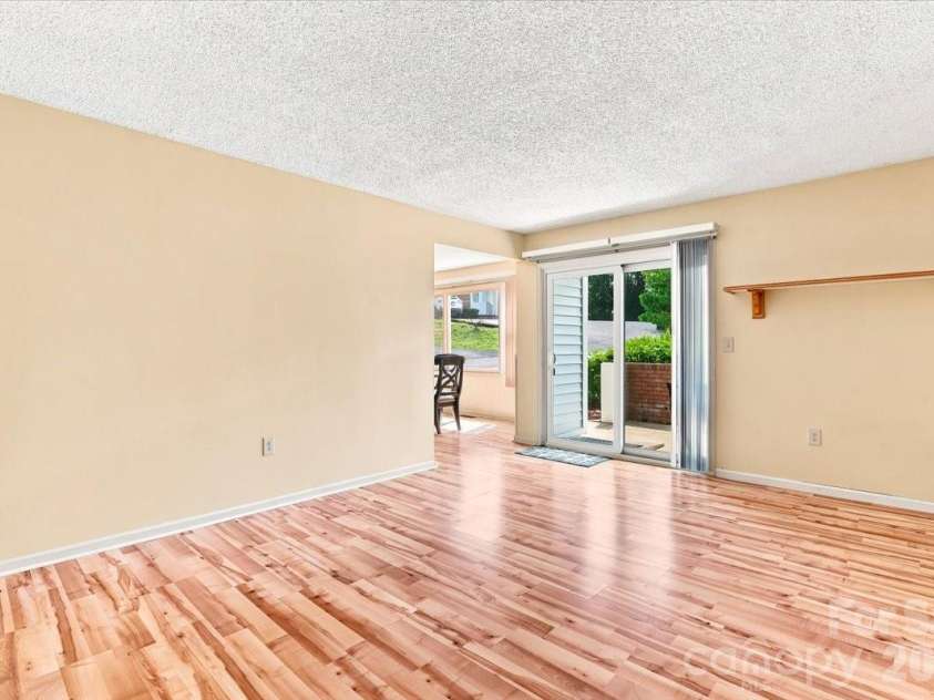 75 Nazarene Way, Waynesville, NC 28785.  MLS# CAR4409225, YatesRealty ID 40726. 
