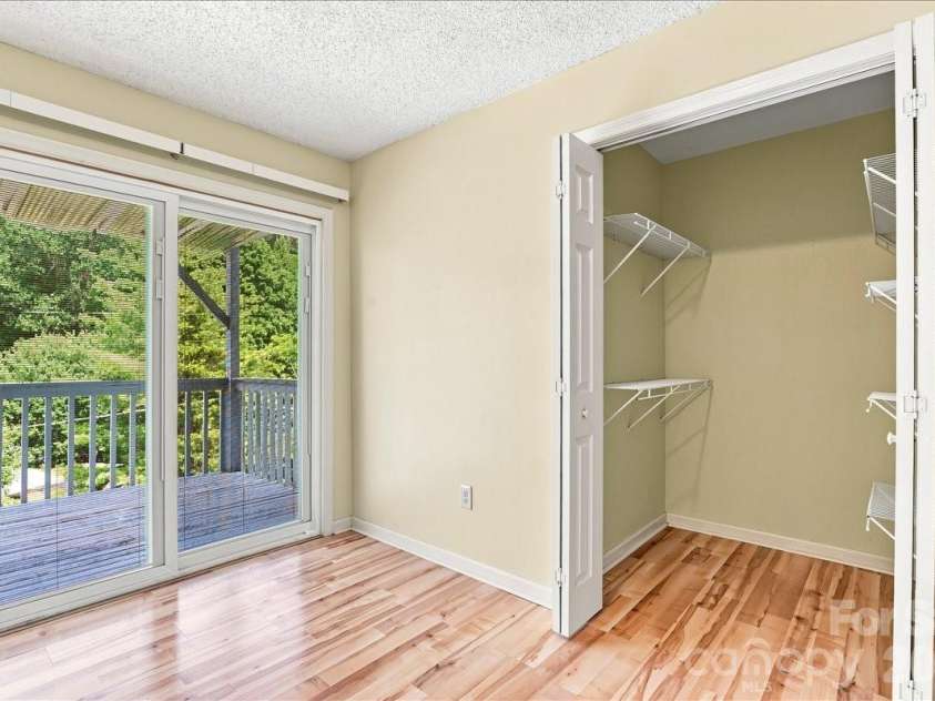 75 Nazarene Way, Waynesville, NC 28785.  MLS# CAR4409225, YatesRealty ID 40726. 