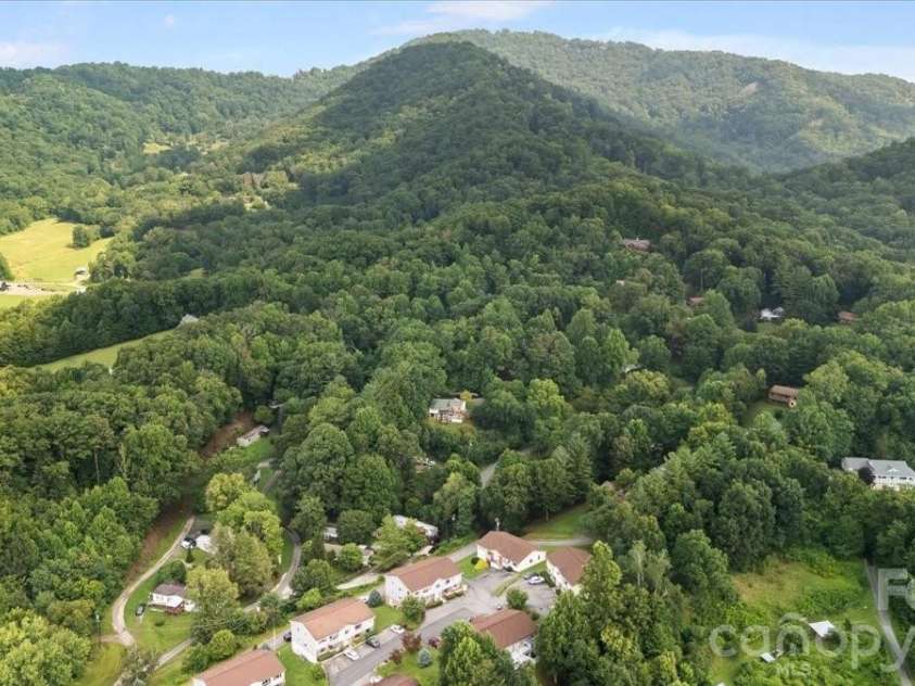 75 Nazarene Way, Waynesville, NC 28785.  MLS# CAR4409225, YatesRealty ID 40726. 