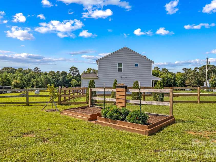 135 Stanfield Farm Lane, Stanfield, NC 28163.  MLS# CAR4408019, YatesRealty ID 40728. 