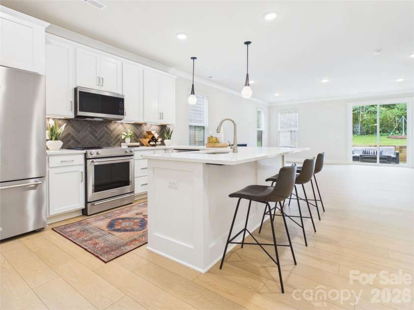 2649 Ravencroft Drive, Charlotte, NC 28208.  MLS# CAR4368827, YatesRealty ID 40729. 