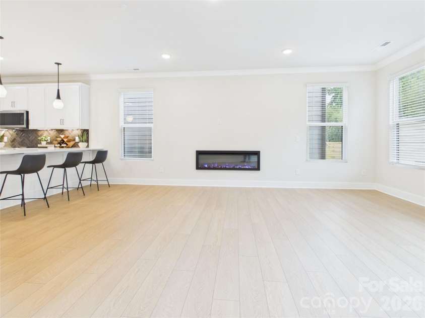 2649 Ravencroft Drive, Charlotte, NC 28208.  MLS# CAR4368827, YatesRealty ID 40729. 