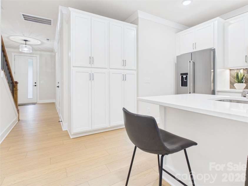 2649 Ravencroft Drive, Charlotte, NC 28208.  MLS# CAR4368827, YatesRealty ID 40729. 