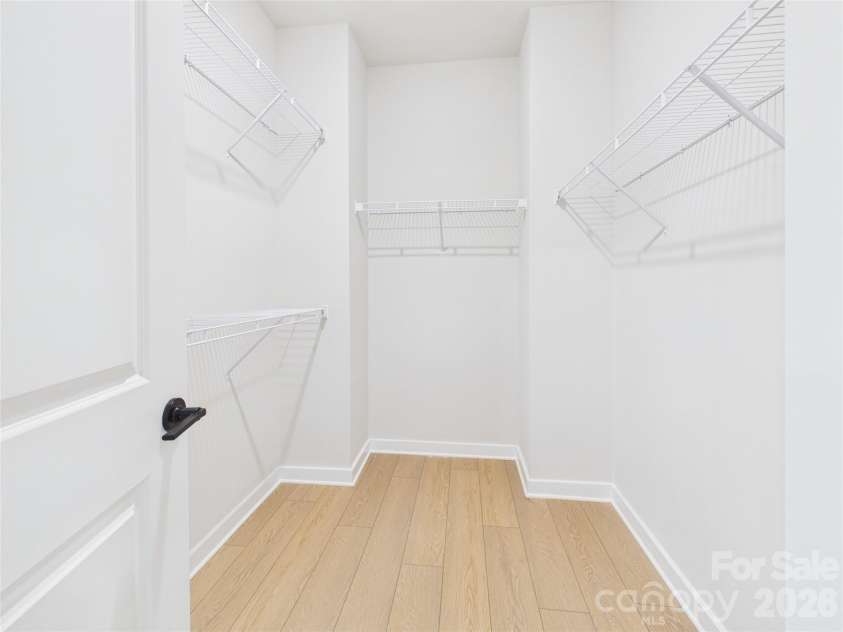 2649 Ravencroft Drive, Charlotte, NC 28208.  MLS# CAR4368827, YatesRealty ID 40729. Primary Closet