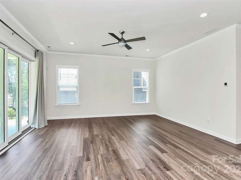 163 Crenshaw Place, Concord, NC 28027.  MLS# CAR4259511, YatesRealty ID 4073. 