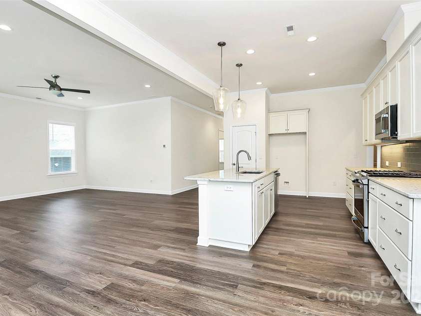 163 Crenshaw Place, Concord, NC 28027.  MLS# CAR4259511, YatesRealty ID 4073. 