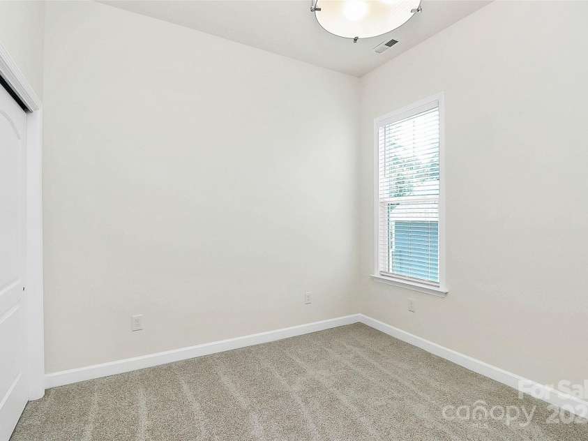 163 Crenshaw Place, Concord, NC 28027.  MLS# CAR4259511, YatesRealty ID 4073. 