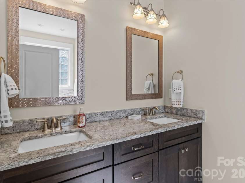 348 Catalina Drive, Mooresville, NC 28117.  MLS# CAR4370062, YatesRealty ID 40731. 