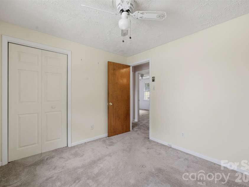 2111 24th Street, Hickory, NC 28601.  MLS# CAR4409125, YatesRealty ID 40734. 