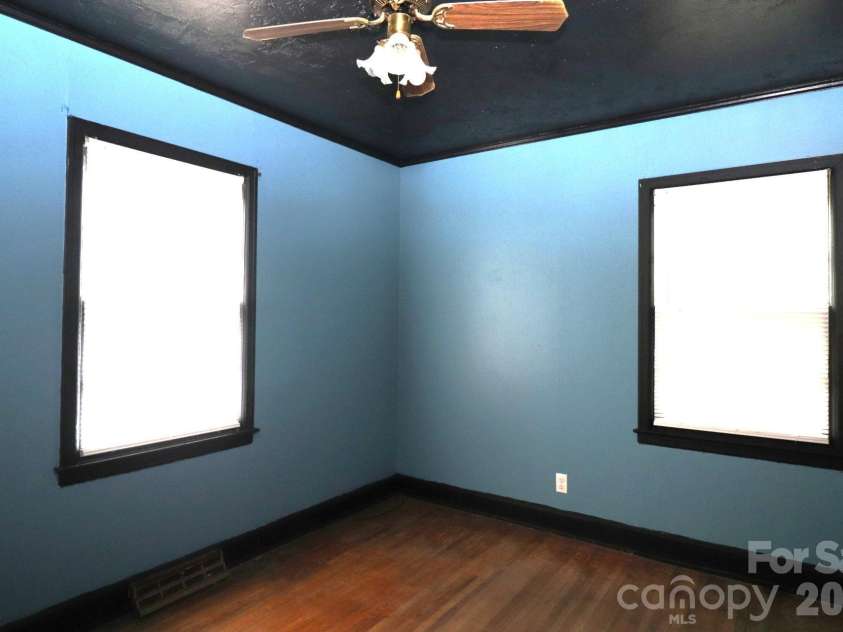 608 Westwood Circle, Gastonia, NC 28052.  MLS# CAR4409426, YatesRealty ID 40736. Bedroom 2