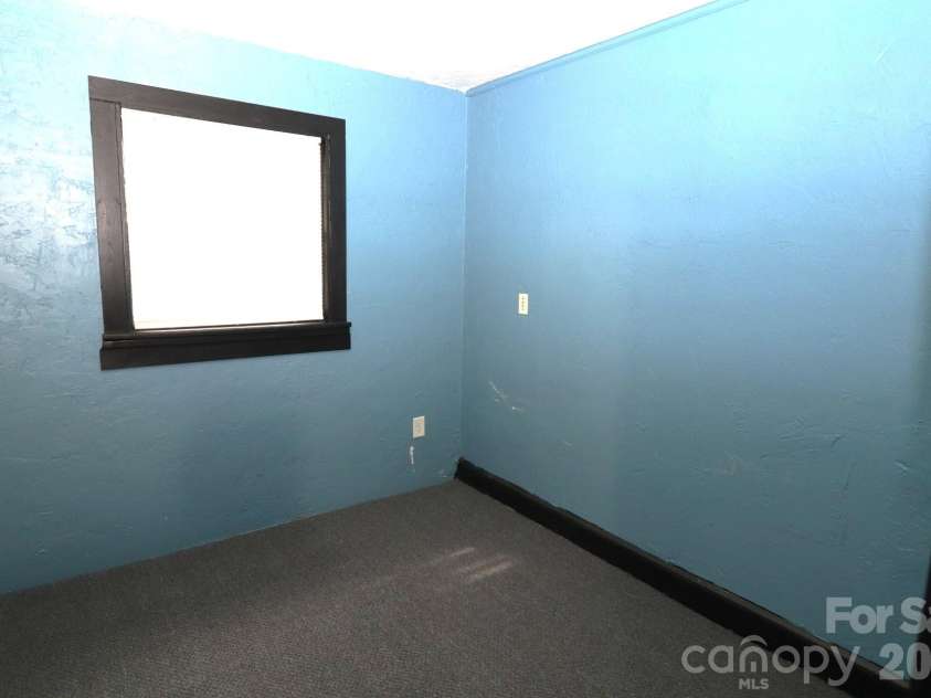 608 Westwood Circle, Gastonia, NC 28052.  MLS# CAR4409426, YatesRealty ID 40736. Bedroom 3