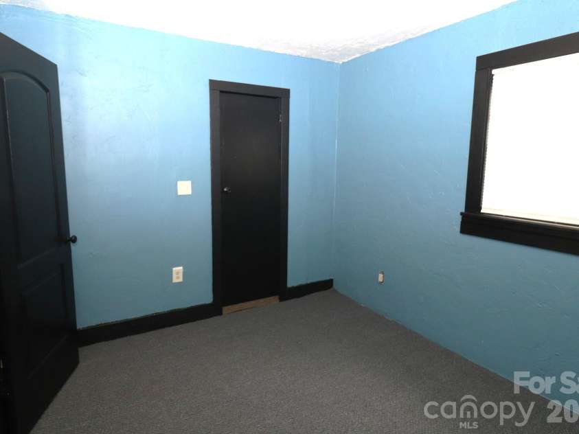 608 Westwood Circle, Gastonia, NC 28052.  MLS# CAR4409426, YatesRealty ID 40736. Bedroom 3