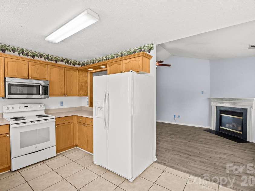 4609 Rocky Meadow Way, Indian Trail, NC 28079.  MLS# CAR4409439, YatesRealty ID 40737. 