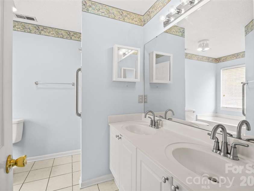 4609 Rocky Meadow Way, Indian Trail, NC 28079.  MLS# CAR4409439, YatesRealty ID 40737. 