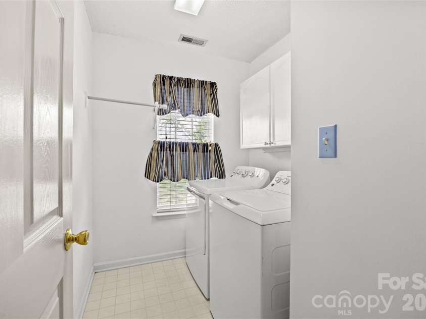 4609 Rocky Meadow Way, Indian Trail, NC 28079.  MLS# CAR4409439, YatesRealty ID 40737. 